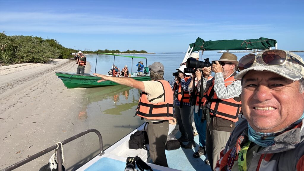 RIO LAGARTOS BIRDWATCHING BOAT EXPEDITION
